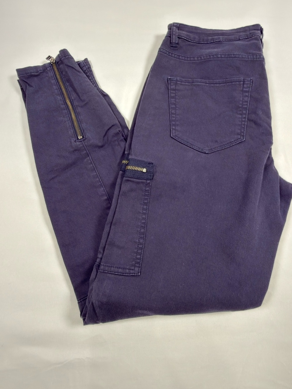 Women’s Skinny Cargo Pants in Navy with Zip Details